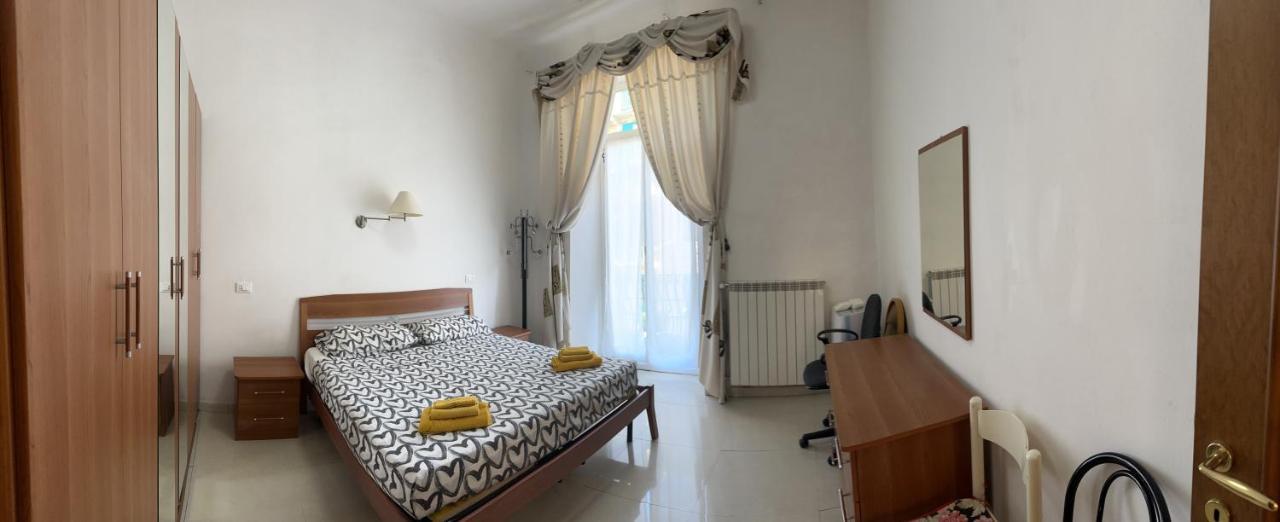 Alloggio In Centro Ben Servito Savona Dış mekan fotoğraf